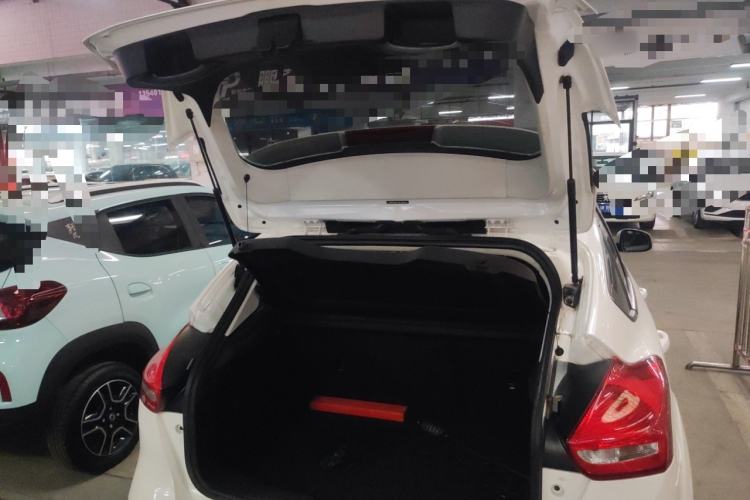 Used Ford Focus 2017 Hatchback 1.6L Automatic Fashion Edition Smart Drive Version
