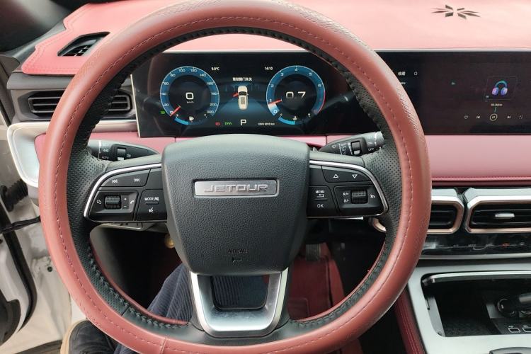 Used JETOUR X70 PLUS 2024 Champion Edition 1.5T DCT Champion PRO 7-Seater