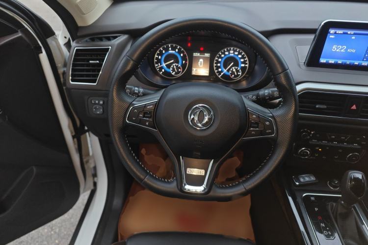 Used Dongfeng Fengon S560 2018 1.8L CVT Smart Connect 7-Seater
