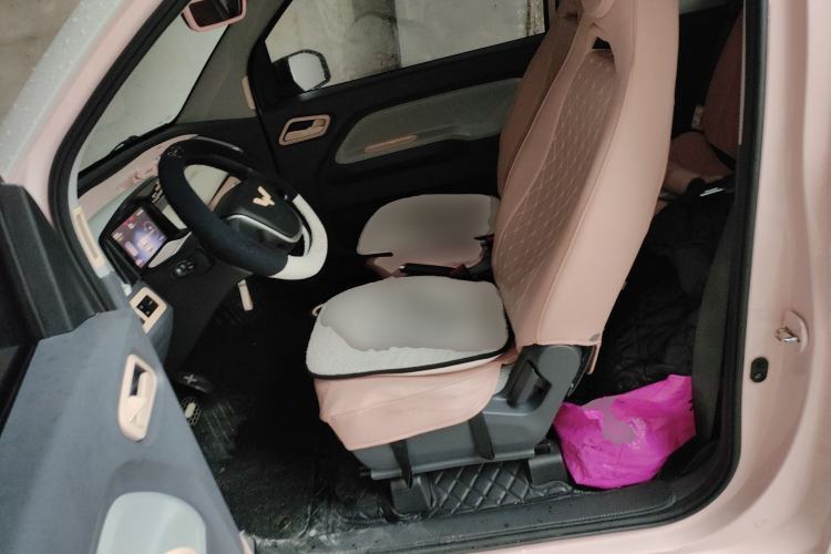 Used Wuling Hongguang MINIEV 2022 Macaron Fashion Model Lithium Iron Phosphate
