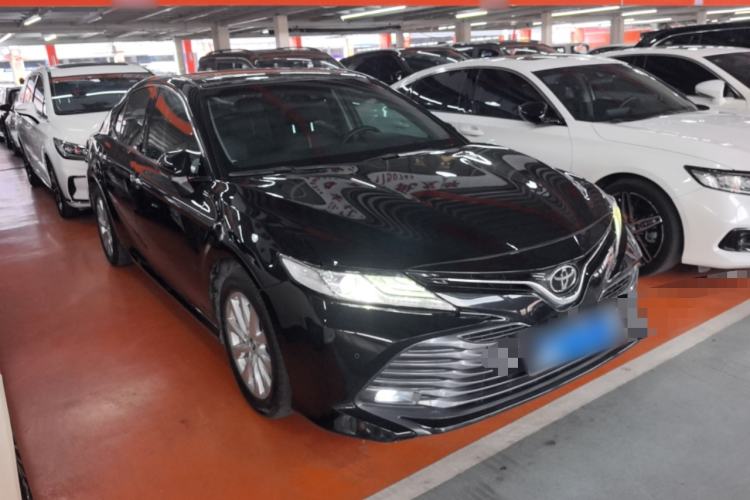Used Toyota Camry 2018 2.0G Luxury Edition
