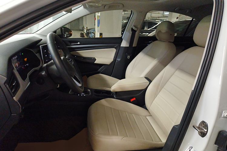 Used Volkswagen Bora 2023 200TSI DSG Comfort Edition
