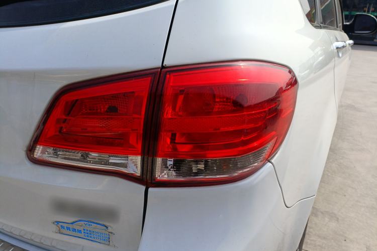 Used Haval H6 2017 Classic Edition 1.5T Automatic Two-Wheel Drive Elite Model
