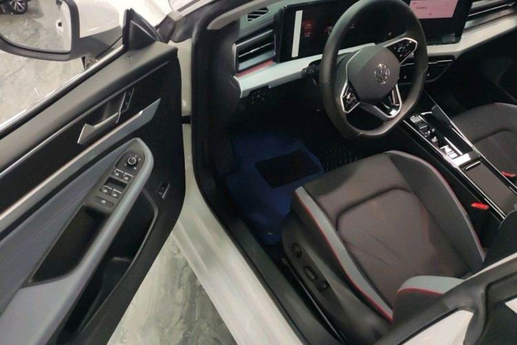 Used Volkswagen Lamando 2023 Lavida L 280TSI DSG Cool & Spicy Edition
