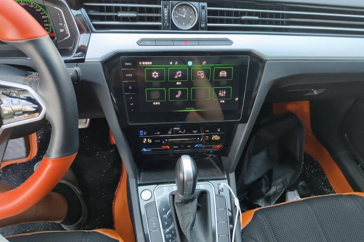 Used Volkswagen Magotan 2023 2 Million Units Commemorative Edition 330TSI DSG Luxury Version
