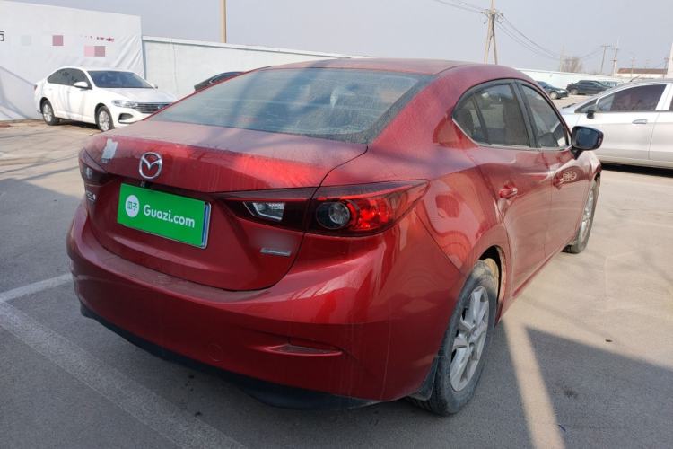 Used Mazda Mazda 3 Axela 2016 Sedan 1.5L Automatic Comfort Model
