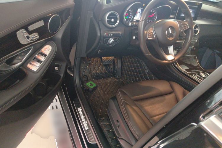 Used Mercedes-Benz GLC 2019 Facelift GLC 260 L 4MATIC Luxury Model
