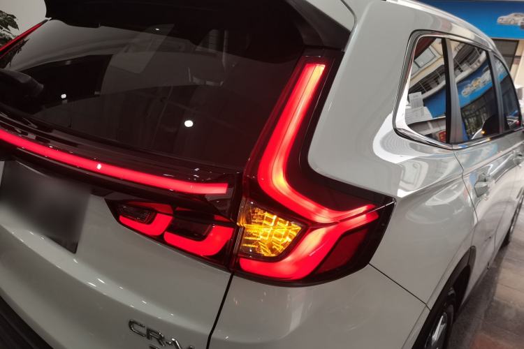 Used Honda CR-V 2023 240TURBO Two-Wheel Drive Deluxe Edition 7 Seats
