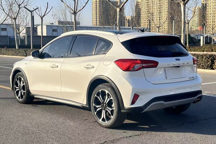 Used Ford Focus Active 2020 EcoBoost 180 Automatic Titanium Edition