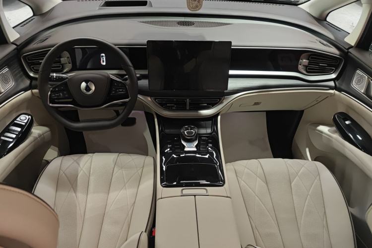 Used Denza D9 2024 DM-i 980 Four-Wheel Drive Prestige Model