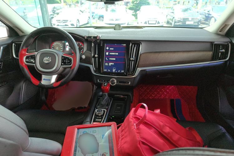 Used Volvo V90 2020 Facelifted Cross Country T5 AWD Zhiyuan Edition
