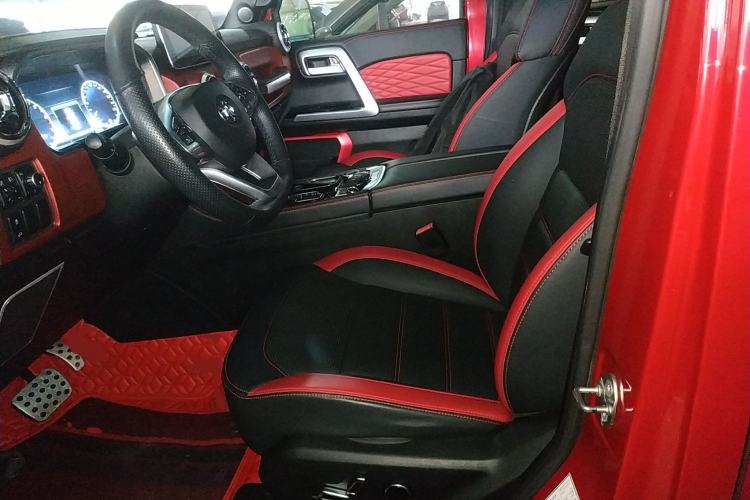 Used  BJ40 2019 PLUS 2.3T Automatic Four-Wheel Drive Premium Edition China VI
