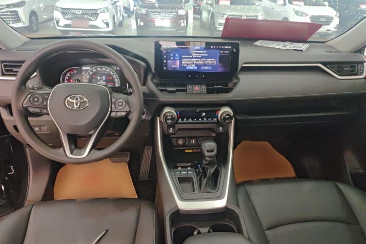 Used Toyota RAV4 2023 2.0L CVT Two-Wheel Drive Fashion Edition
