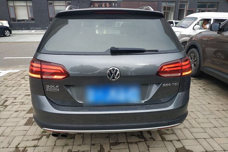 Used Volkswagen Golf 2019 1.8TSI Travel Edition