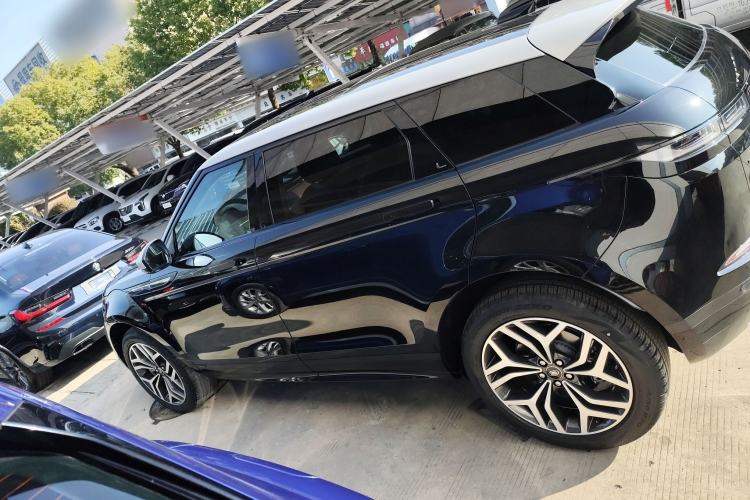 Used Land Rover Range Rover Evoque 2021 Range Rover Velar L 249PS R-Dynamic First Edition
