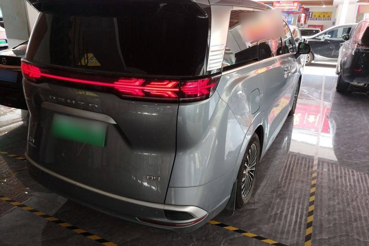 Used Denza D9 2022 DM-i 970 Four-Wheel Drive Flagship Model