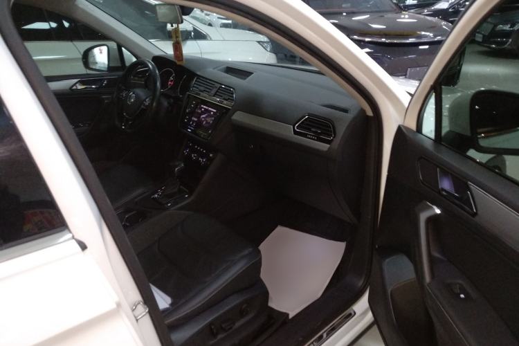 Used Volkswagen Tiguan L 2019 330TSI Automatic Two-Wheel Drive Panoramic Comfort Edition China V Standard