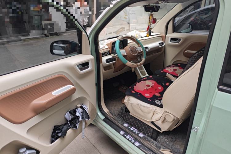 Used Wuling Hongguang MINIEV 2024 3rd Generation 120 km

