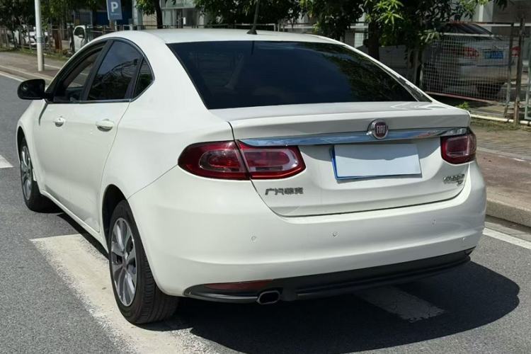 Used Fiat Viaggio 2012 1.4T Automatic Enjoyment Edition
