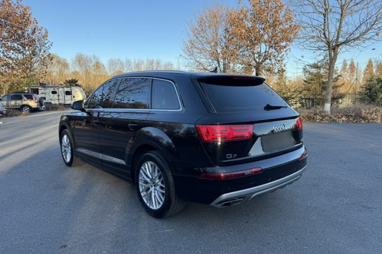 Used Audi Q7 2018 45 TFSI Technology Edition
