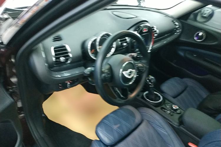 Used  Clubman 2016 Revised Version 1.5T COOPER Connoisseur Edition
