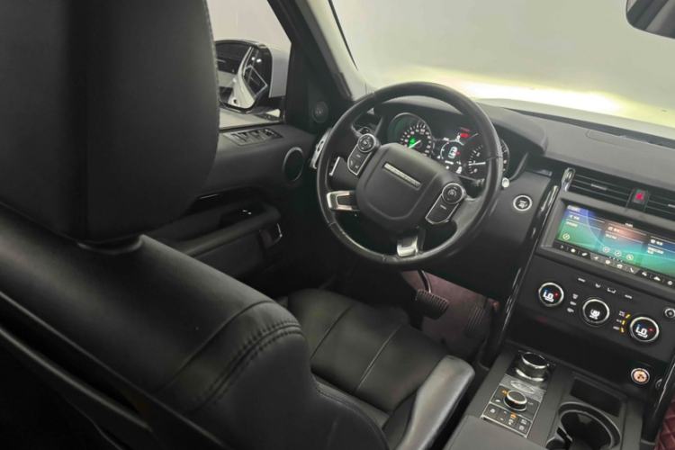 Used Land Rover Discovery 2018 2.0T SE