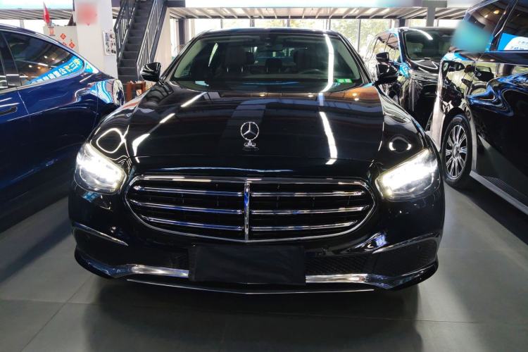 Used Mercedes-Benz E-Class 2023 Facelift E 260 L
