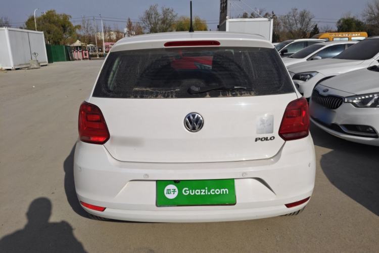 Used Volkswagen Polo 2014 1.4L Manual Fashion Edition
