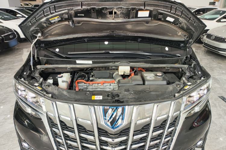 Used Toyota Alphard 2021 Dual-Engine 2.5L Luxury Edition
