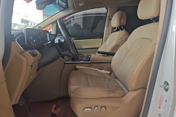 Used Buick GL8 2021 ES Land Cruiser 653T Flagship Model
