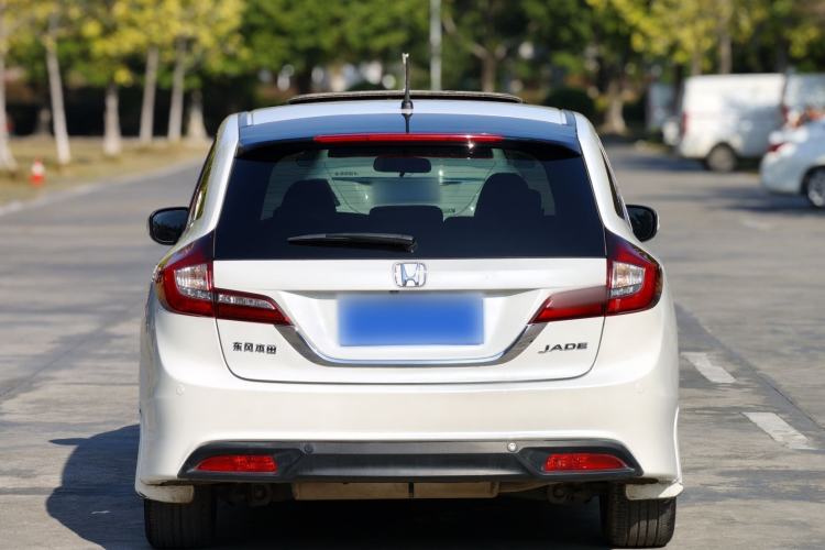 Used Honda Jade 2016 1.8L Automatic Comfort Elite Version 5 Seats
