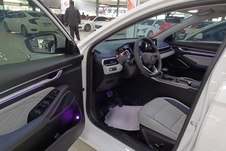 Used Geely Auto Emgrand 2022 4th Generation 1.5L CVT Flagship Model