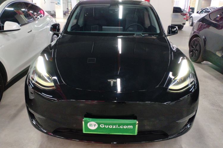 Used Tesla Model Y 2021 Long-Range All-Wheel-Drive Version 3D7