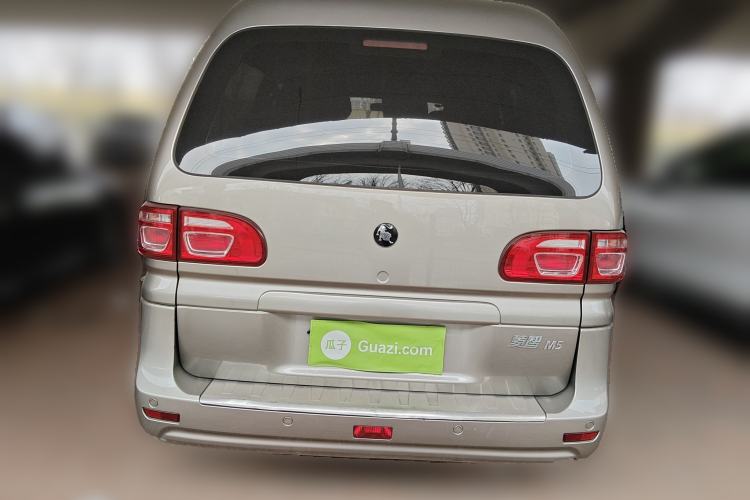 Used FORTHING Lingzhi 2022 M5L 1.6L Utility Model 7 Seats
