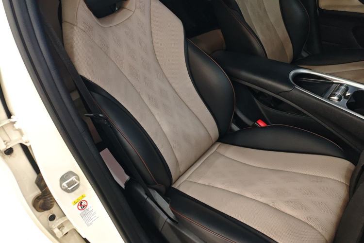 Used BYD Dolphin 2023 420 km Fashion Edition
