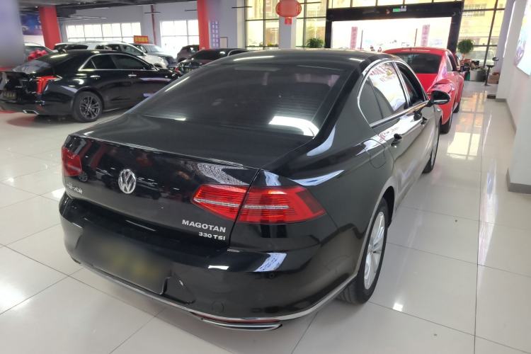 Used Volkswagen Magotan 2018 Facelift 330TSI DSG Luxury Model
