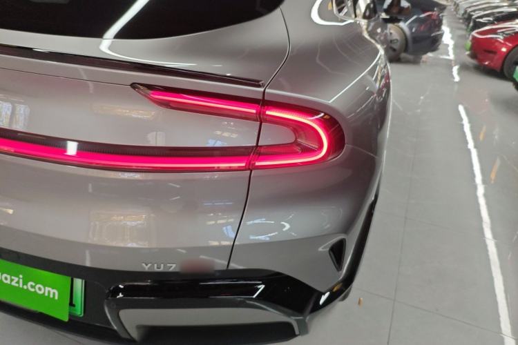 Used  YU7 2025 Ultra-Long Range High-Performance All-Wheel-Drive Max Edition