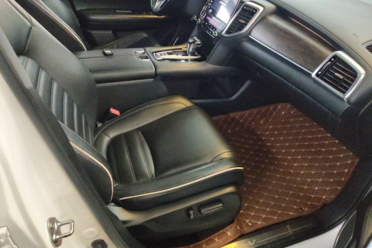 Used Honda UR-V 2017 240TURBO Two-Wheel Drive Luxury Edition China V
