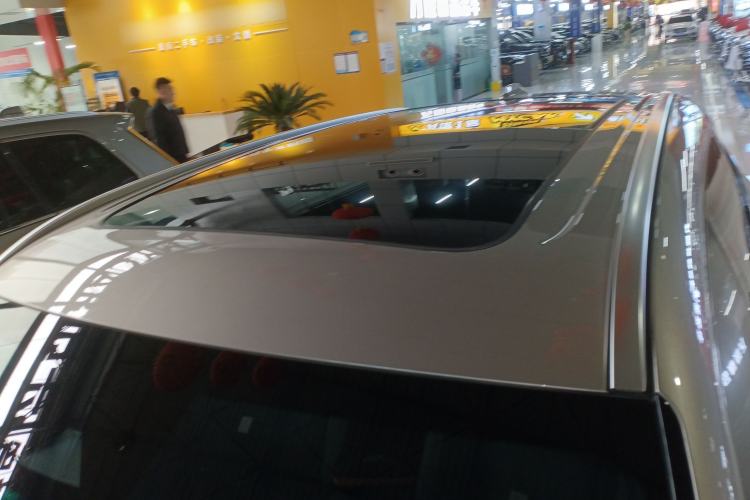 Used Lynk & Co 08 EM-P 2025 120km Long-Range Pro
