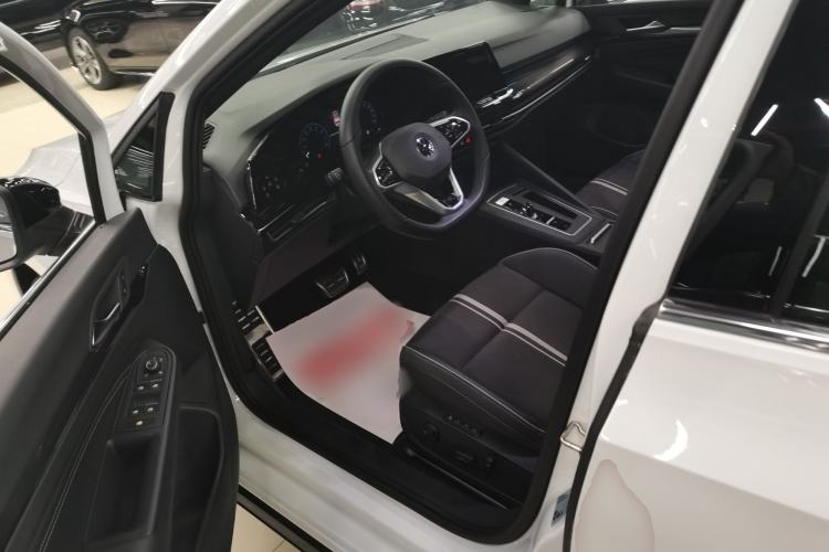 Used Volkswagen Golf 2023 Facelift 280TSI DSG R-Line Lite