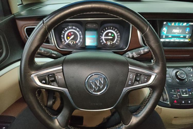 Used Buick GL8 2018 28T Luxury Model China VI Standard