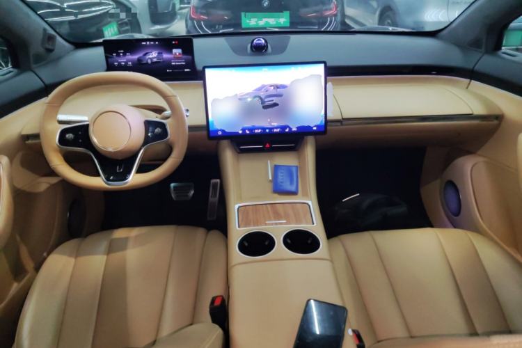 Used Hima Luxeed R7 2024 All-Electric 736 km Ultra