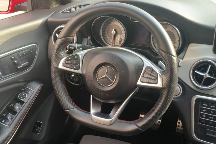 Used Mercedes-Benz CLA 2015 CLA 220 4MATIC

