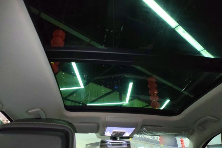 Used Volkswagen Passat 2019 330TSI Luxury Edition China VI Standard
