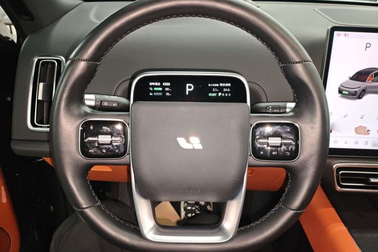 Used Li Auto L8 2023 Max model

