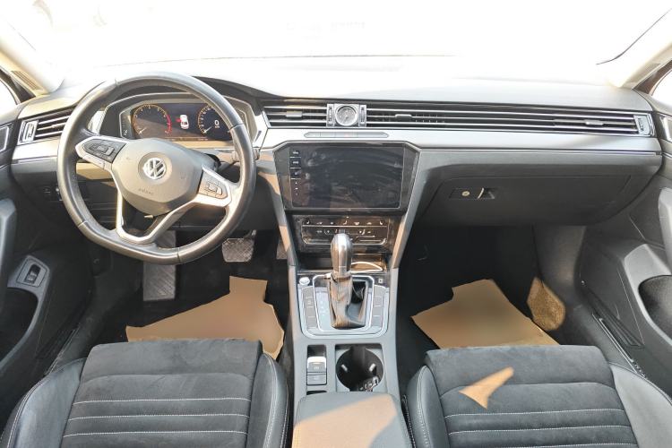 Used Volkswagen Magotan 2020 330TSI DSG Luxury Edition
