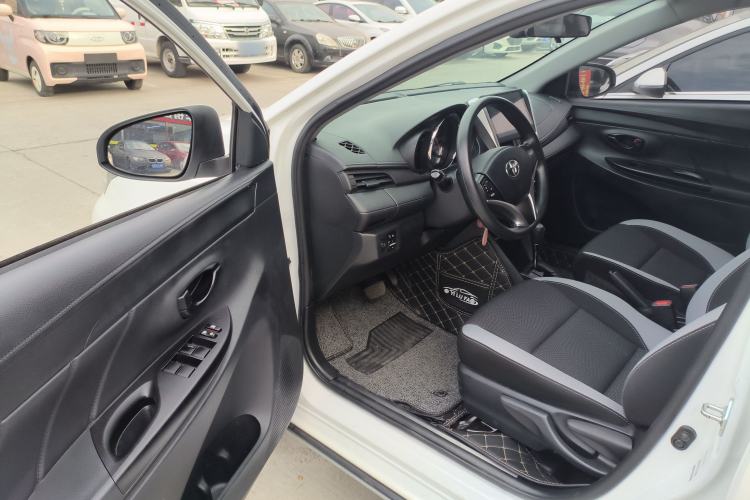 Used Toyota YARiS L 2022 X-Trail 1.5L CVT Leading PLUS Edition
