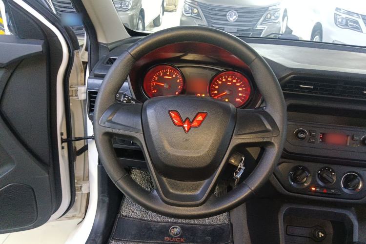 Used Wuling Hongguang 2021 1.5L Revised S Base Version with Electric Power Steering LAR
