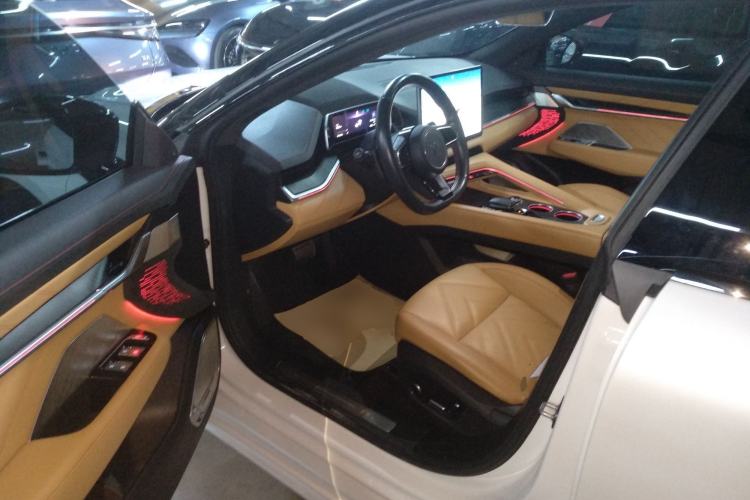 Used Zeekr 001 2023 WE Edition 100 kWh