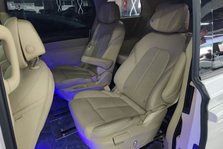 Used Buick GL8 2023 ES Lu Zun Deluxe Model
